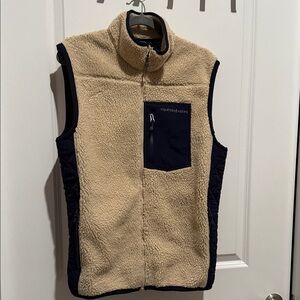 Vineyard Vines Men's Beige and Navy Vest